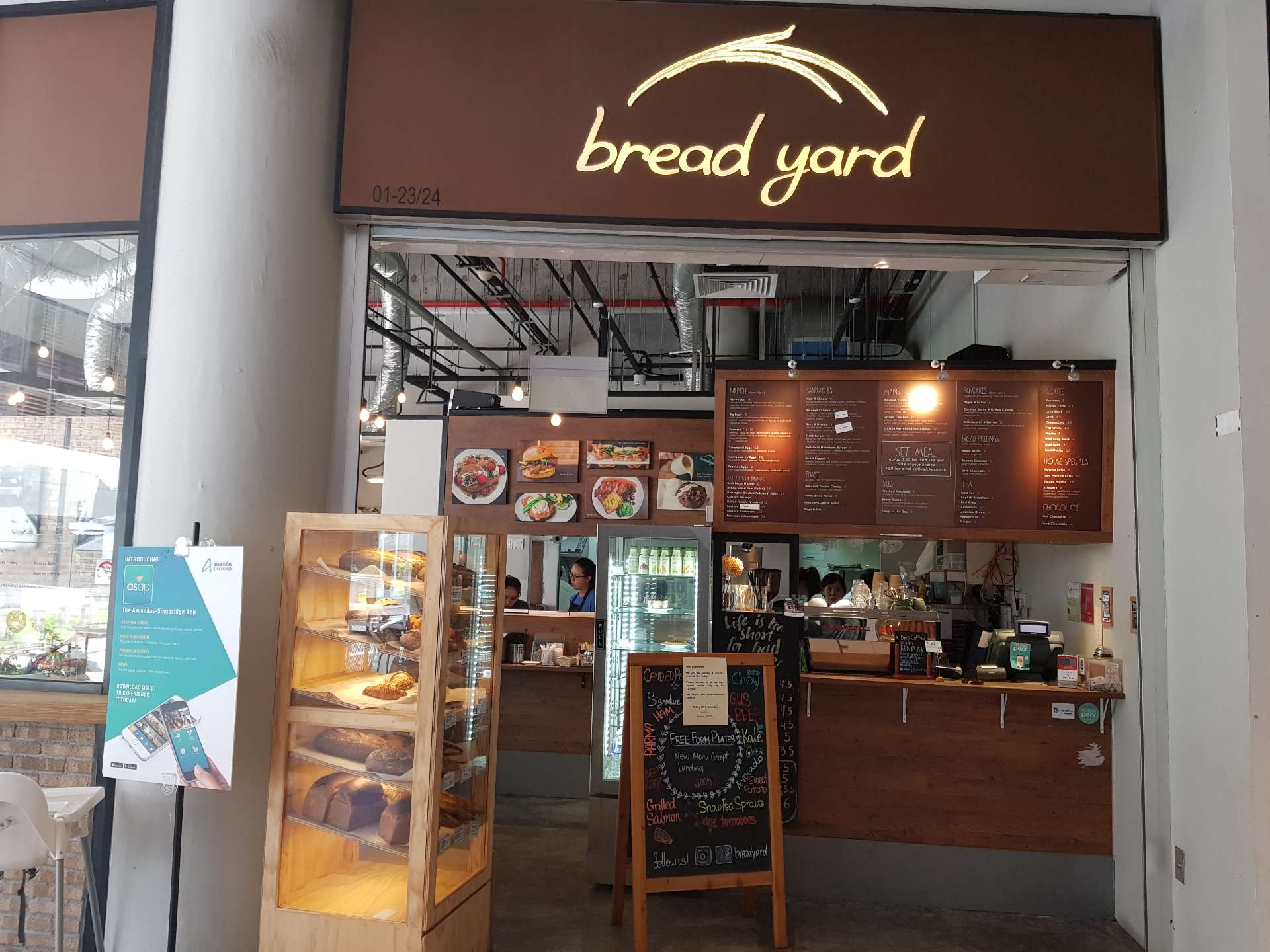 Bread Yard Galaxis